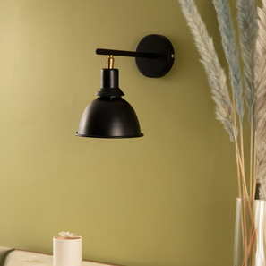 Benjamin UK Wall Sconce Benjamin UK Wall Sconce