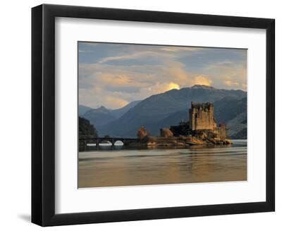 Eilean Donan Castle, Western Highlands, Scotland - Black Framed Art Print Wall Art, 12x9