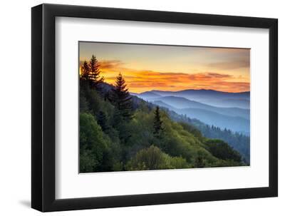 Great Smoky Mountains National Park Scenic Sunrise Landscape at Oconaluftee - Black Framed Art Print Wall Art, 12x8