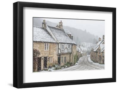Looking down the quintessential English village of Castle Combe in the snow, Wiltshire, England, Un - Black Framed Art Print Wall Art, 12x8 Looking down the quintessential English village of Castle Combe in the snow, Wiltshire, England, Un - Black Framed Art Print Wall Art, 12x8